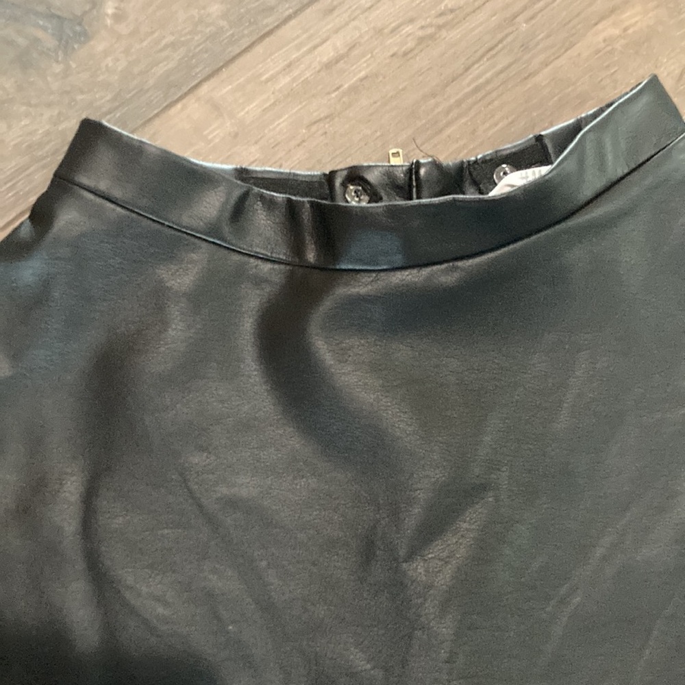 H&M Circle Mini Skirt - Picture 4 of 5